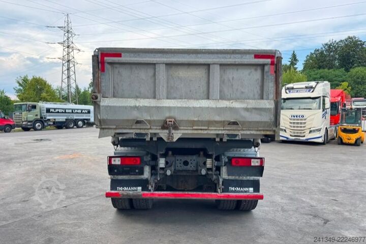 Kiper kamion RENAULT Kerax 520 8x4 Stahlkipper 2 Seiten