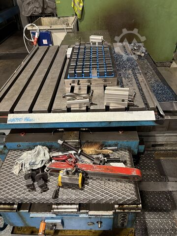 Máquina de furar e fresar Scharmann fb 125 nc