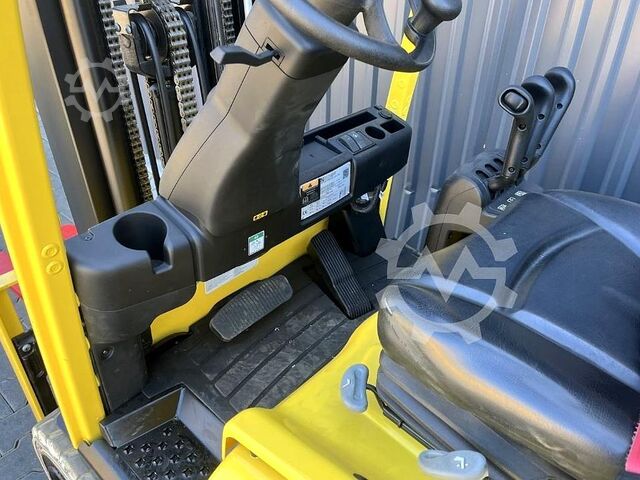 Električni viljuškar na 4 kotača Hyster J1.8XN