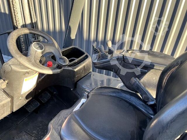 電動4輪フォークリフト Linde E16P-02