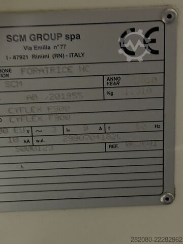 Praeinės apdirbimo centras SCM Cyflex 900