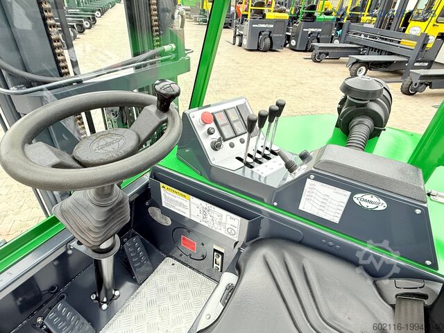 Четворосмерни виљушкар Combilift CB3000 / TRIPLEX 4900MM / FREE LIFT