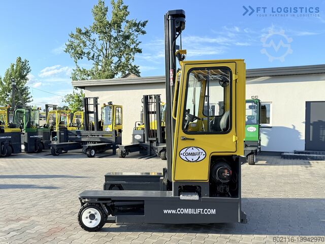Четырёхходовой вилочный погрузчик Combilift C3000 GAS TRIPLEX 7600MM FREE-LIFT