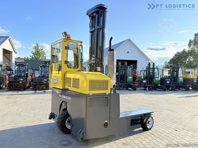Четырёхходовой вилочный погрузчик Combilift C3000 GAS TRIPLEX 7600MM FREE-LIFT