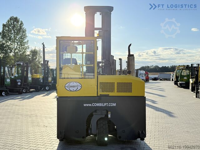 Четырёхходовой вилочный погрузчик Combilift C3000 GAS TRIPLEX 7600MM FREE-LIFT