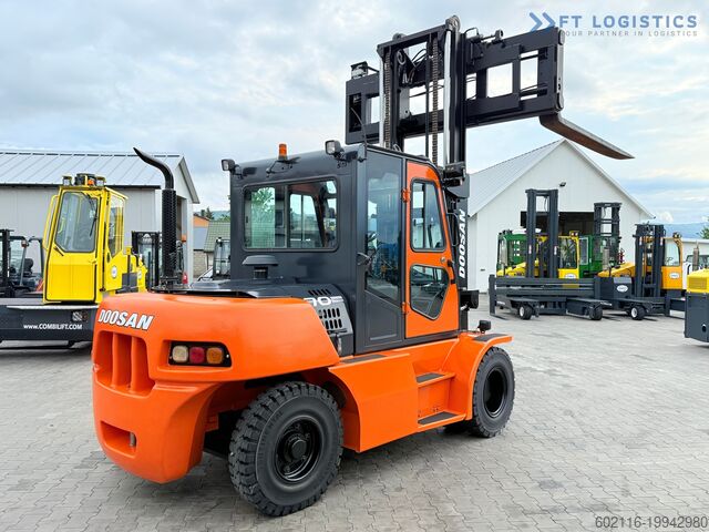 Vierwielige heftruck DOOSAN 70 / DUPLEX / FORK 2500MM / POSITIONER