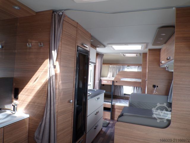 Nhà di động WEINSBERG CaraOne 500 FDK