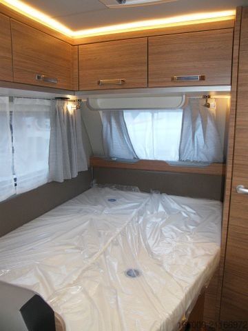 Nhà di động WEINSBERG CaraOne 500 FDK