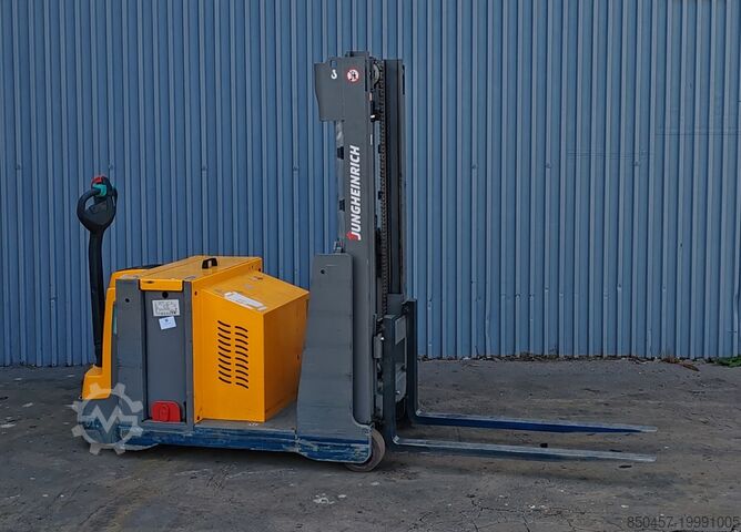 Paliktoru krautņi Jungheinrich EJG112 batt2022/ 2019y/ 13434mh/ 2.5m/ tilt