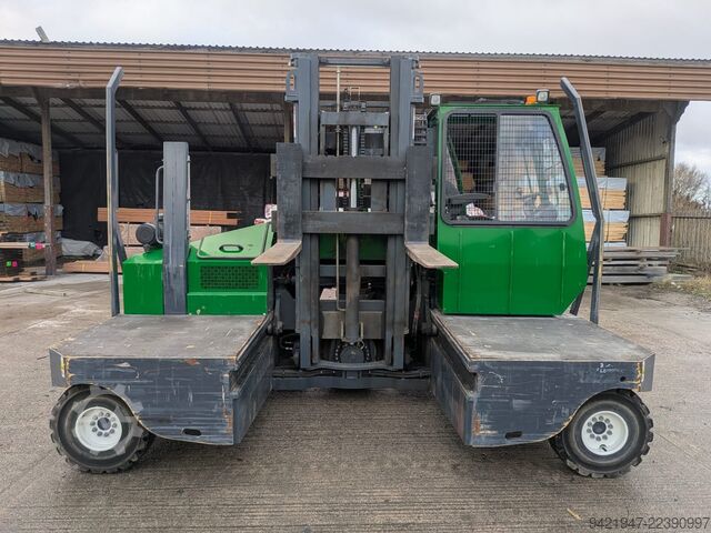 מלגזה ארבע-כיוונית Combilift C6000