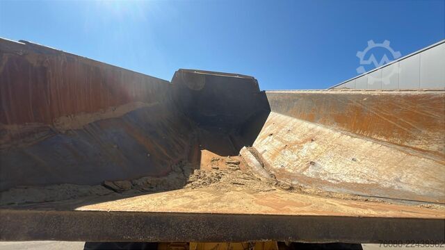 自卸卡车 Volvo A30D (D9 ENGINE / BELGIAN MACHINE / 6X6 / AIRCO...