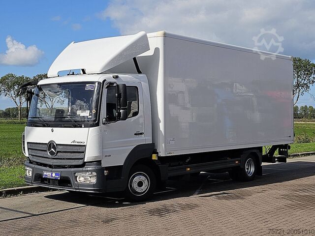 Gesloten bak MERCEDES-BENZ ATEGO 818 TAILLIFT AIRCO