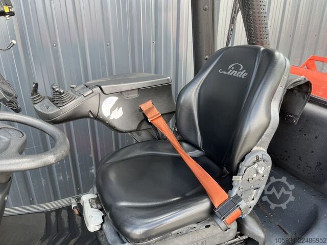 LPG'li forkliftler Linde H25T-02