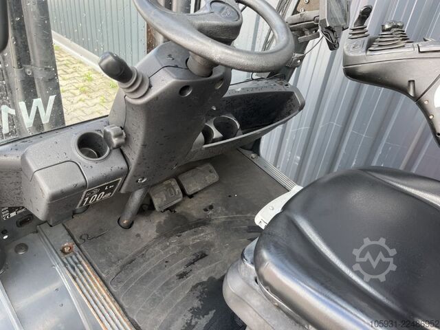 LPG'li forkliftler Linde H25T-02