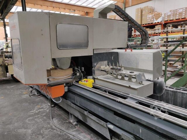 Centre de travail à 5 axes Elumatec SBZ 150