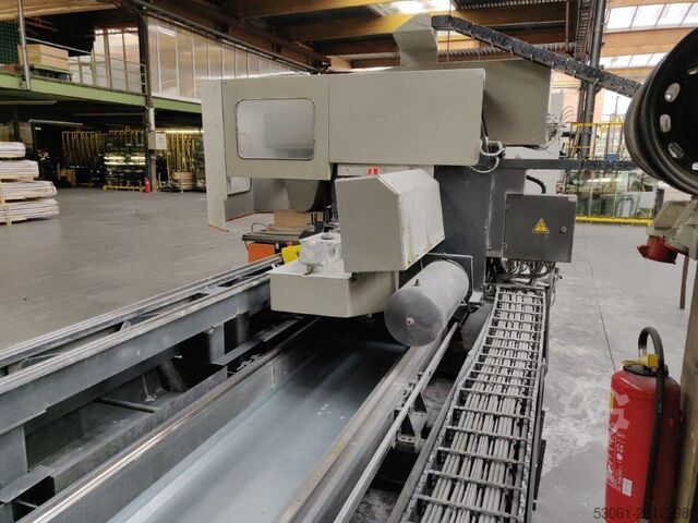 Centre de travail à 5 axes Elumatec SBZ 150