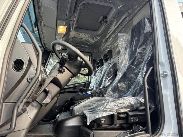 トラック搭載型クレーン Iveco Eurocargo 180E32