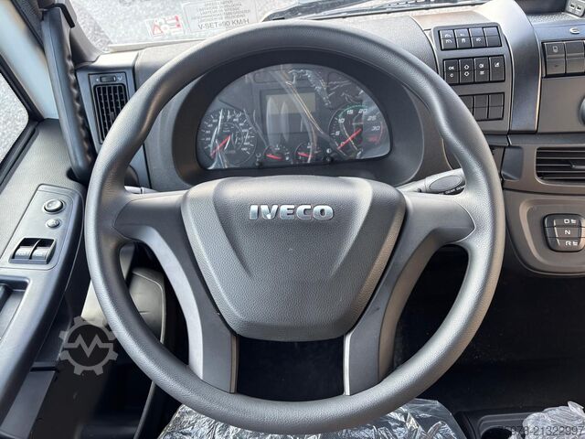 トラック搭載型クレーン Iveco Eurocargo 180E32