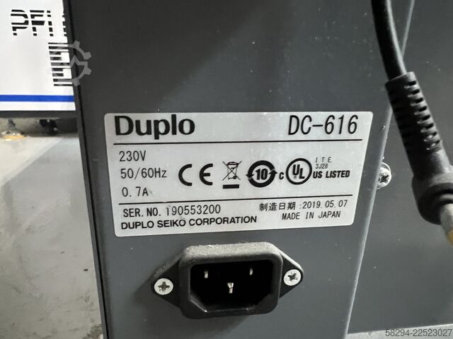Máquina de ranhurar e perfurar Duplo DC 616