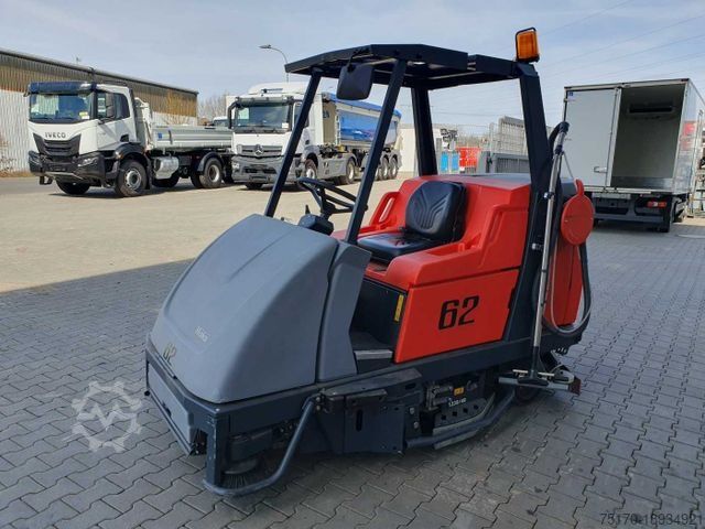 Інші HAKO Scrubmaster B310 R CL / nur 418h! / 2016