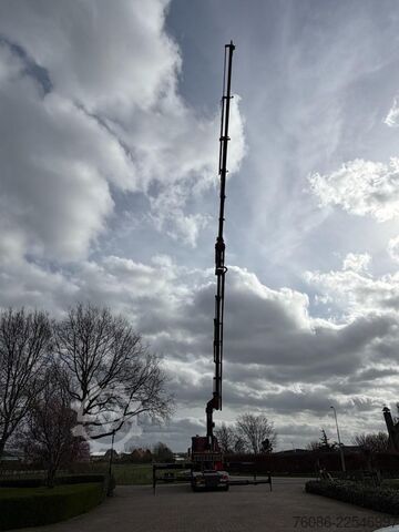 Standard-SZM Volvo FH 8x2 KRAAN PALFINGER 74tm/Flyjib /LIER/WINCH!...