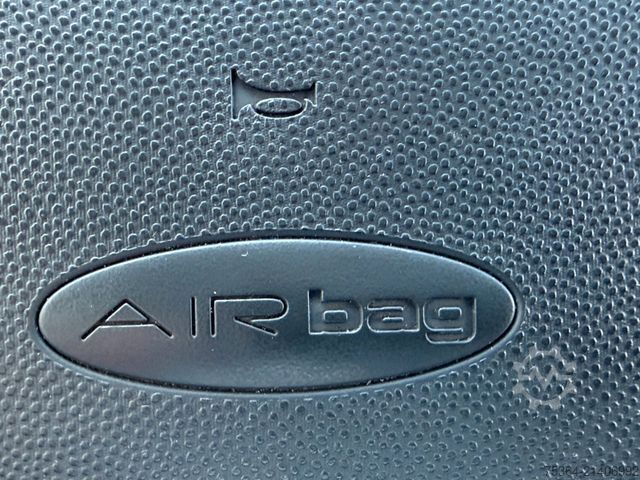 Miniautocarro PEUGEOT Boxer 3.0 HDiF Maxi Klima Ahk Motor in Notlauf