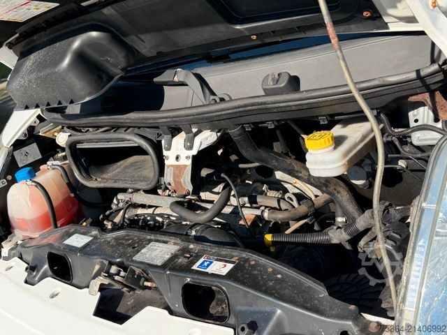 Miniautocarro PEUGEOT Boxer 3.0 HDiF Maxi Klima Ahk Motor in Notlauf