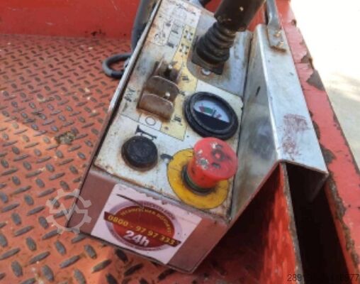 Lif gunting Skyjack SJ III 4740 Elektro 13,80 m