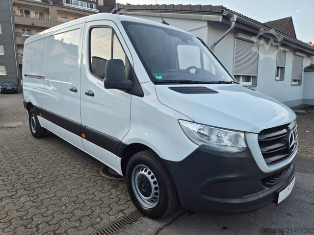 Furgoneta MERCEDES-BENZ Sprinter 214 Kasten*9G-Tronic*3 Sitzer*AHK*