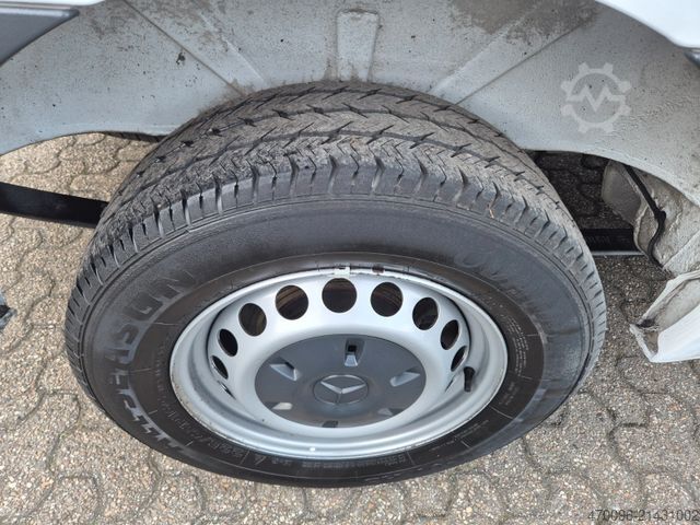 Furgoneta MERCEDES-BENZ Sprinter 214 Kasten*9G-Tronic*3 Sitzer*AHK*