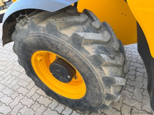 Teleskopski utovarivač JCB 540-140 / 2021 BJ / 14M / 2.947 H