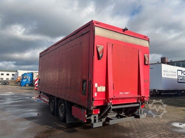 Remolque abierto con toldo SPIER ZGL 290 Hochgekuppelt