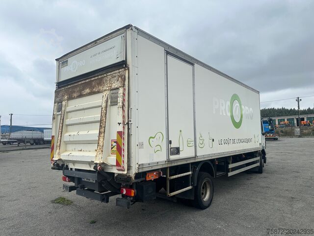 Camión caja DAF LF 250 EEV FURGON