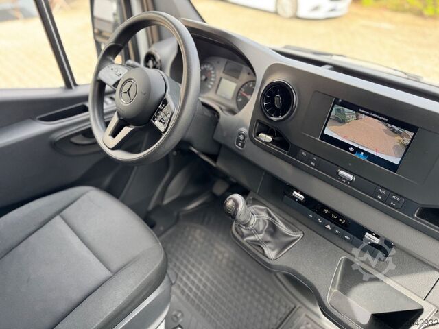 Furgoneta de caja alta MERCEDES-BENZ 211 CDI Sprinter III Kasten L2 Hoch WIE NEU