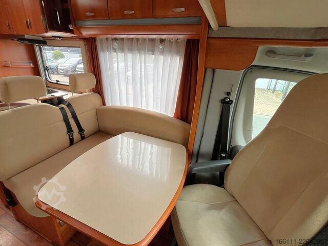 Alkovový obytný automobil HOBBY AK 615 KLC - Etagenbetten - Klima - Garage -