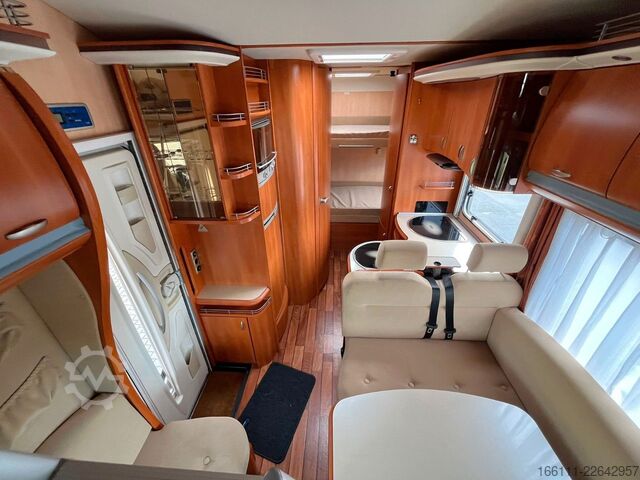 Alkovový obytný automobil HOBBY AK 615 KLC - Etagenbetten - Klima - Garage -