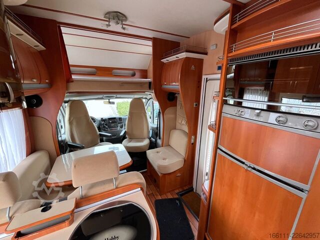 Alkovový obytný automobil HOBBY AK 615 KLC - Etagenbetten - Klima - Garage -