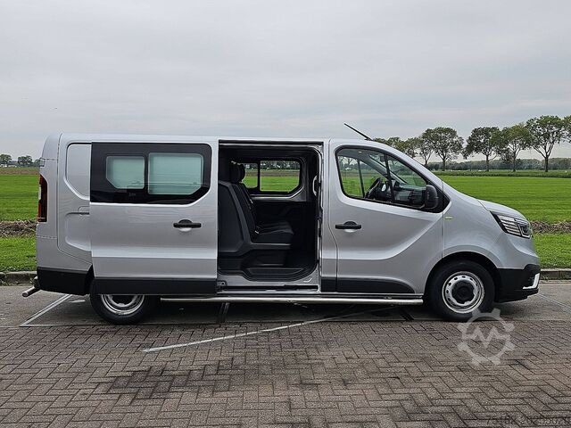 Camioneta familiar de techo alto RENAULT TRAFIC 2.0 DCI L2 Dubbel Cabine NAP