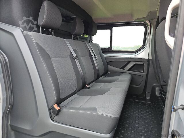 Camioneta familiar de techo alto RENAULT TRAFIC 2.0 DCI L2 Dubbel Cabine NAP
