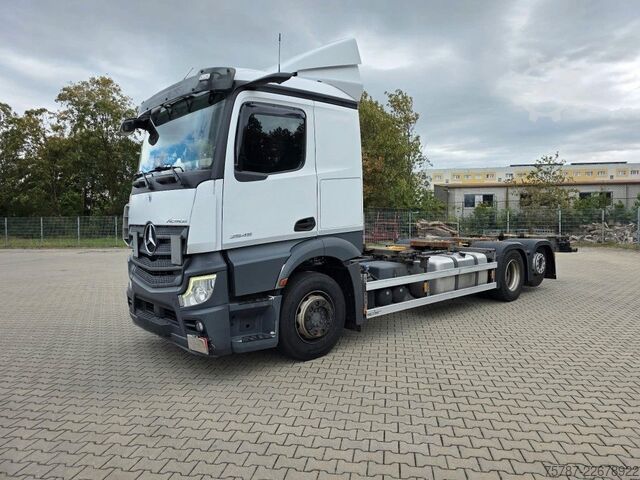 Автомобиль с заменяемым кузовом MERCEDES-BENZ 2545 BDF Multiwechsler, 2 x AHK, Euro 6  D,M,N
