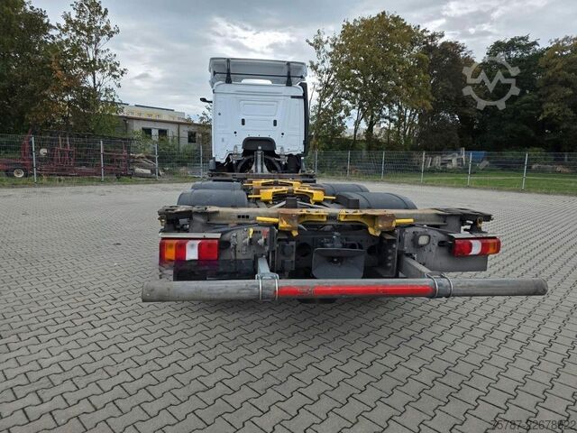 Автомобиль с заменяемым кузовом MERCEDES-BENZ 2545 BDF Multiwechsler, 2 x AHK, Euro 6  D,M,N