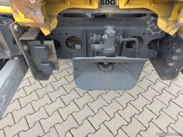Автомобиль с заменяемым кузовом MERCEDES-BENZ 2545 BDF Multiwechsler, 2 x AHK, Euro 6  D,M,N