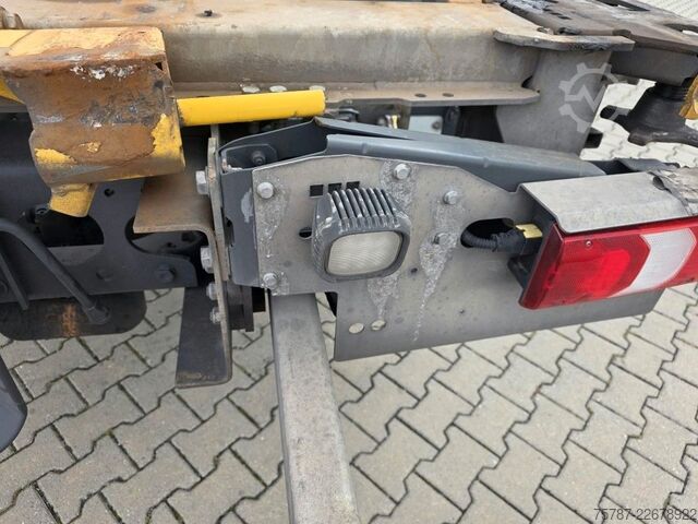Автомобиль с заменяемым кузовом MERCEDES-BENZ 2545 BDF Multiwechsler, 2 x AHK, Euro 6  D,M,N