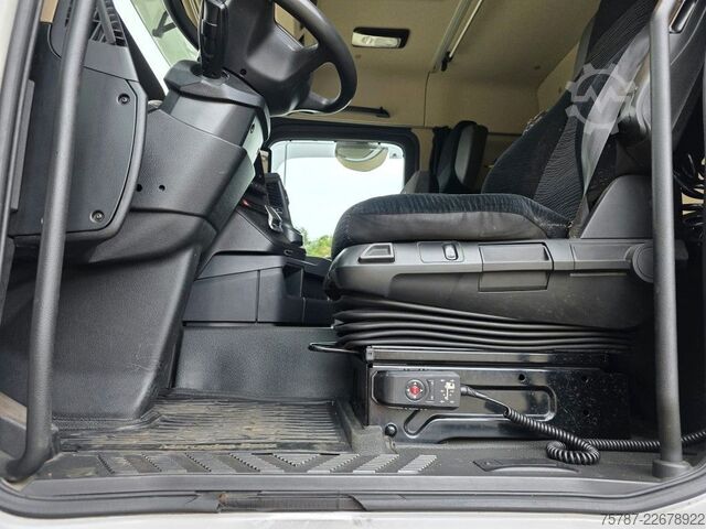 Автомобиль с заменяемым кузовом MERCEDES-BENZ 2545 BDF Multiwechsler, 2 x AHK, Euro 6  D,M,N