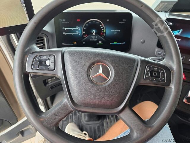 Автомобиль с заменяемым кузовом MERCEDES-BENZ 2545 BDF Multiwechsler, 2 x AHK, Euro 6  D,M,N