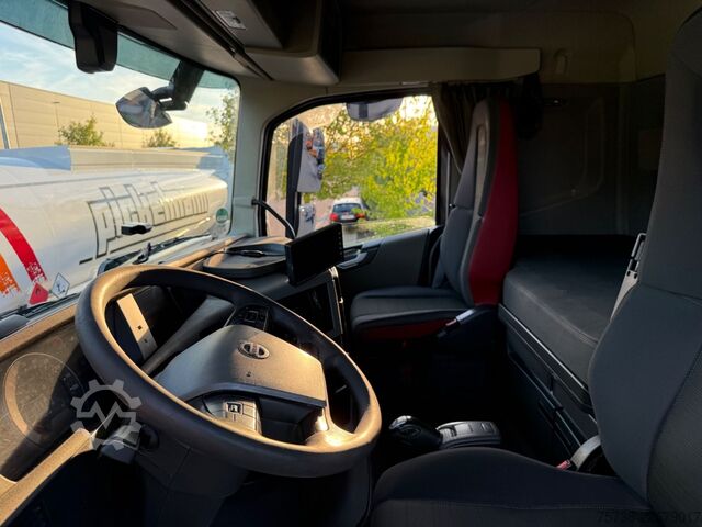 Autocarro ribaltabile VOLVO FH 500 8x4 Dautel 3-Seiten-Kipper+Bordmatik