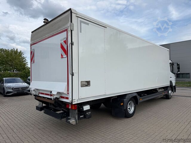 Dobozos furgon MERCEDES-BENZ Atego 821 L Koffer+LBW/Klima/Motorbremse/EURO6D