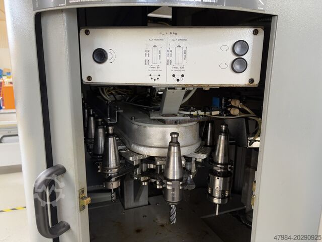 Universal-Bearbeitungszentrum Deckel Maho DMU 50 EVO LINEAR