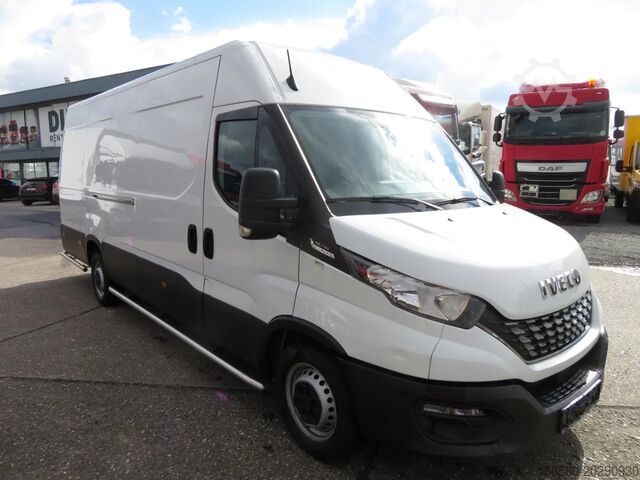 Varebil Iveco DAILY 35 S 14 A8
