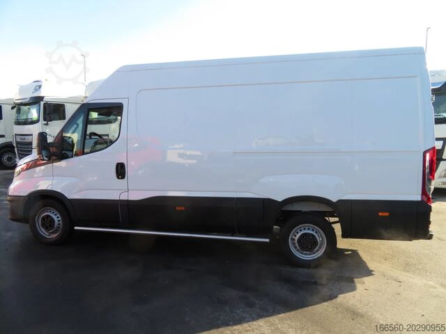 Van Iveco DAILY 35 S 14 A8